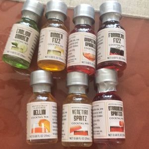 Mini flavoring bottles for Prosecco 7 out of 12